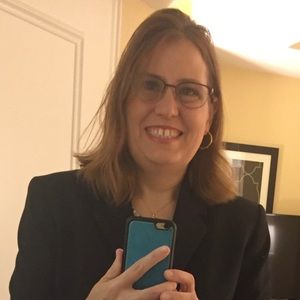 Meet your Posher, Candi